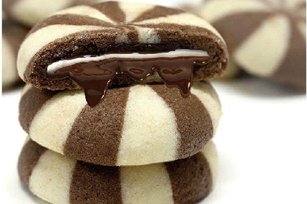 double color stuffed cookie machine.jpg