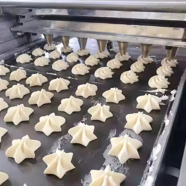 cake and cookie machine