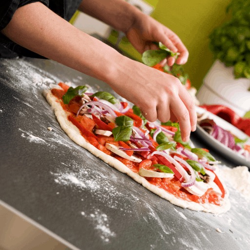 can you use a hand mixer to make pizza dough1