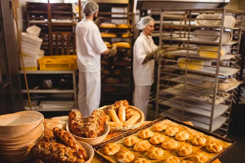 what equipment do i need for a small commercial bakery2