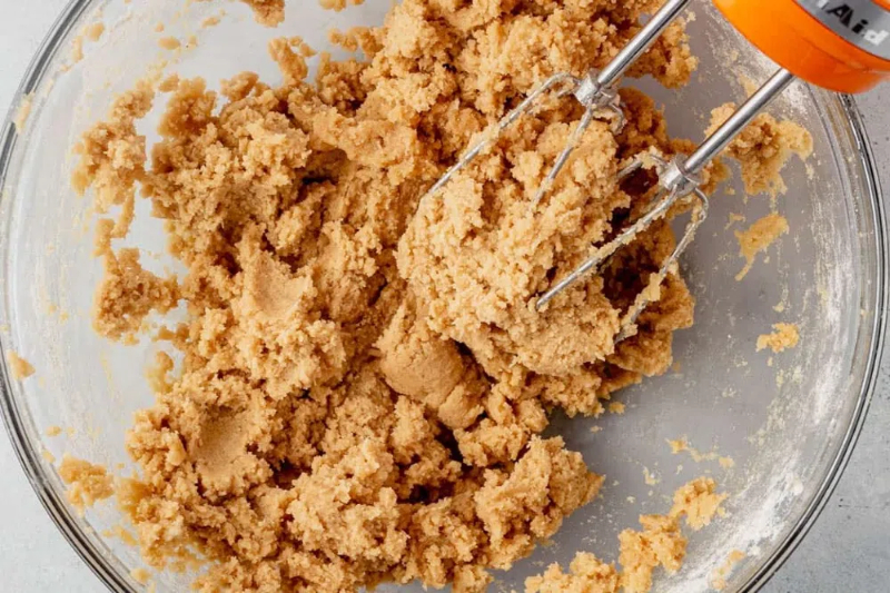 can i use a hand mixer to make cookie dough1