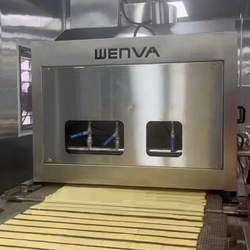 soda crackers cookie machine_678_678.jpg
