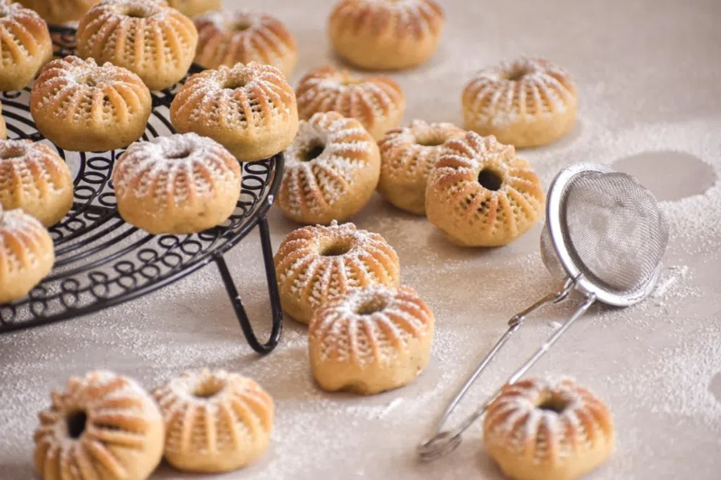 maamoul cookie machine.jpg