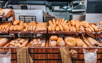 //inrorwxhoqjlln5p.ldycdn.com/cloud/lqBpqKqplmSRilprlkonjp/bakery-machine-indiamart.jpg