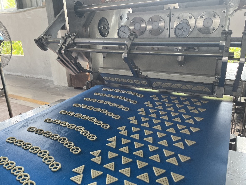 Biscuits Pretzel Production Line