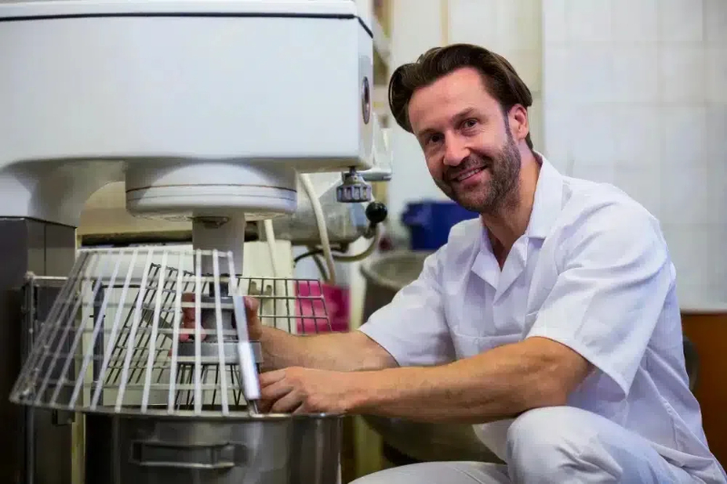 how to maintain bakery equipment2.jpg